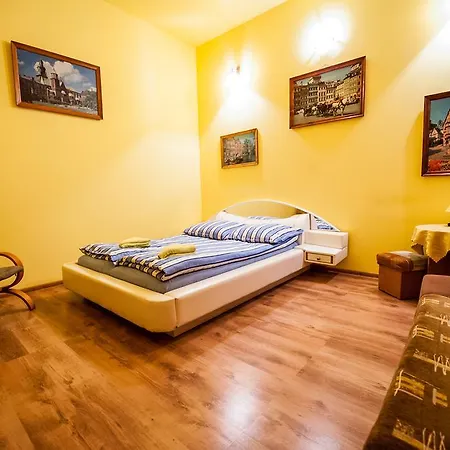 Dw Chalubinski 1 Nocleg ze śniadaniem 3*