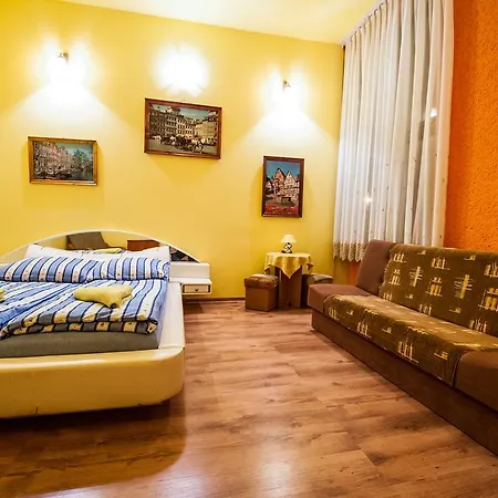 Dw Chalubinski 1 Nocleg ze śniadaniem