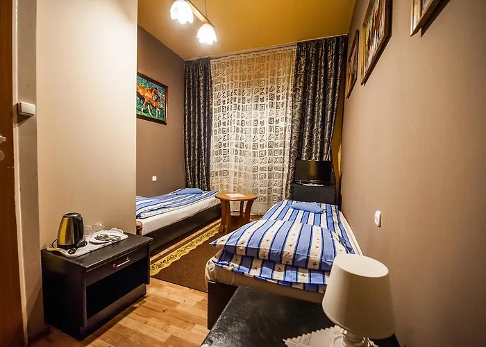 Dw Chalubinski 1 Nocleg ze śniadaniem 3*