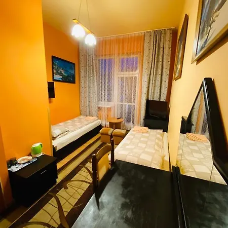 Frühstückspension Dw Chalubinski 1